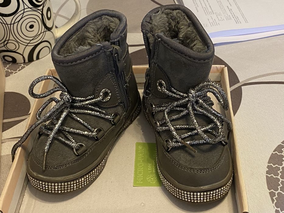 Детски апрески.