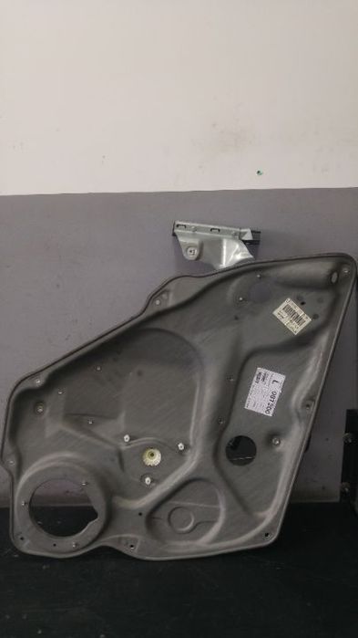 Macara geam electric stanga spate mercedes b class w245 a1697301579