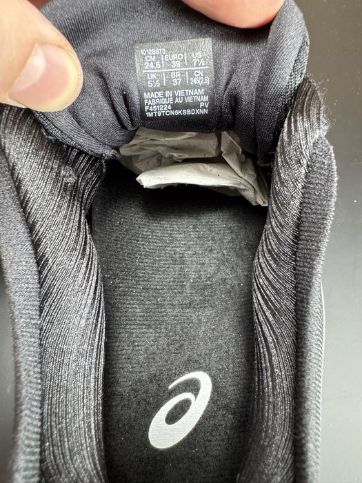 Asics Gel-Kayano 31 - mărimea 39