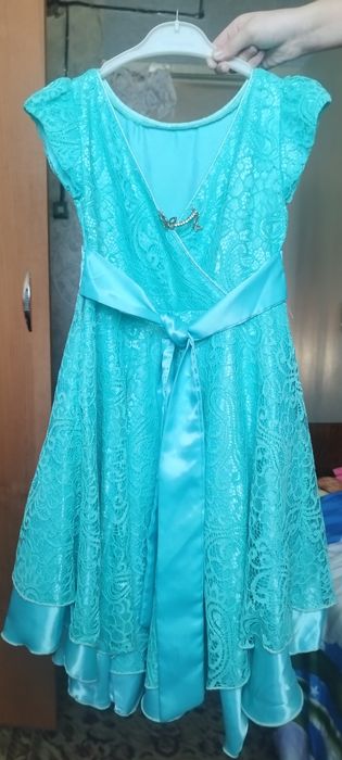 Платье для девочек 6- 9 лет.