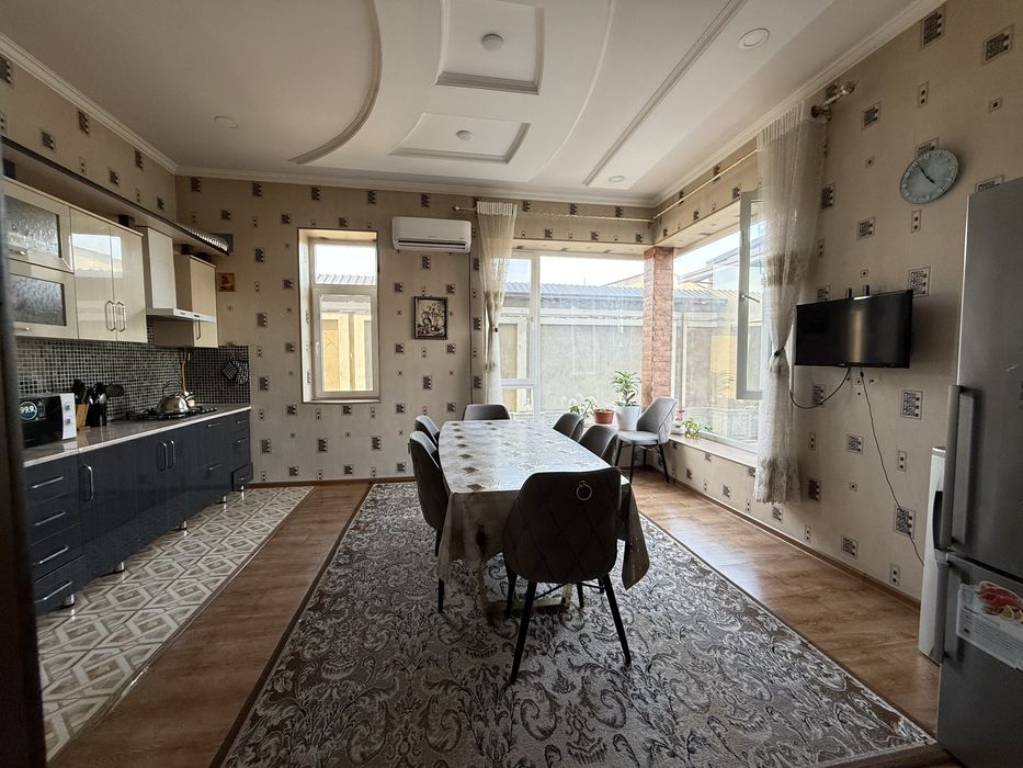 Uy sotiladi uch qahramonda obod mahalla 6,5 sotok