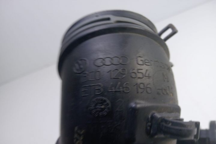 Conducta admisie aer  3C0129654 Volkswagen VW Golf a 5-a generatie