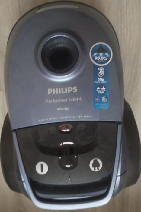 Aspirator cu sac Philips Performer Silent, 750 W, 4 L