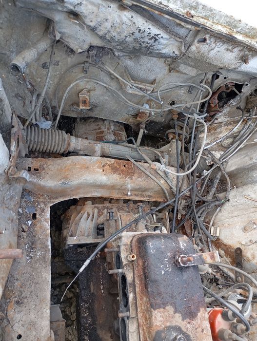 Dacia 1400 motor cutie in stare de funcționare se vinde întreaga sau separat.0766264645