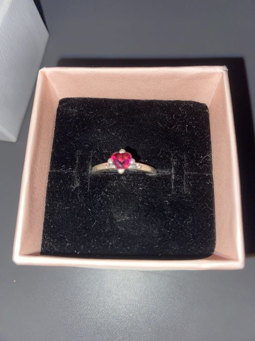 Пръстен сърце Pandora