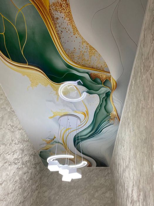 Порящии Натяжные потолки дизайн будующего у вас дома !