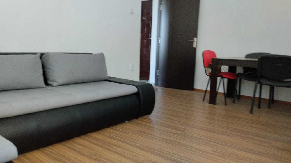 Apartament 2 camere, mobilat cu priveliste la munti, blocurile noi