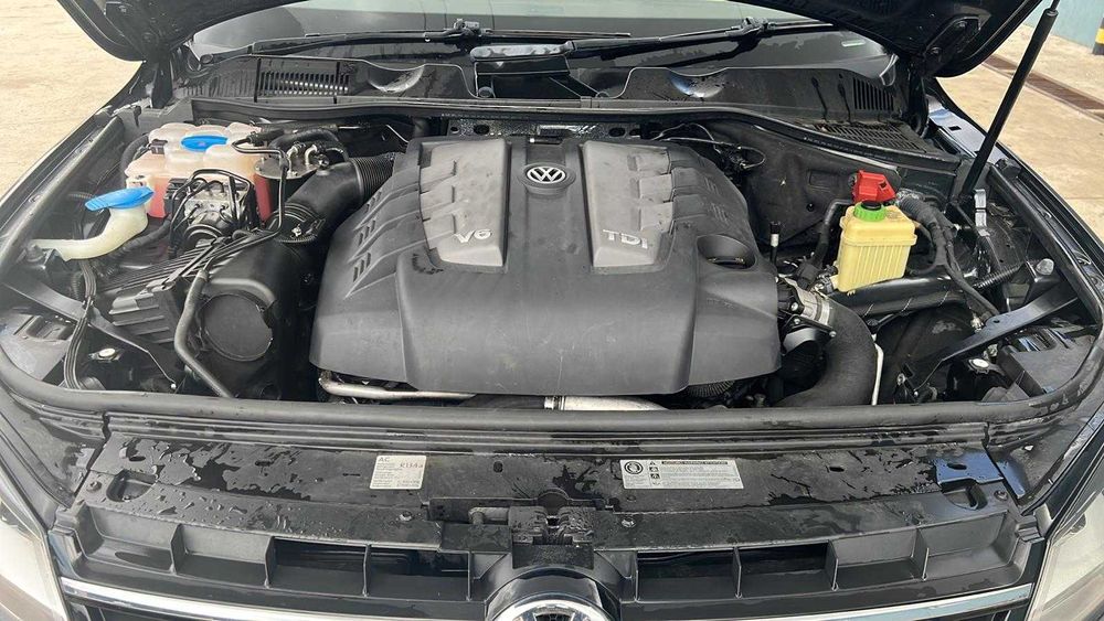 Injector injectoare Volkswagen Touareg 7P 3.0 TDI CJM CJMA si piese