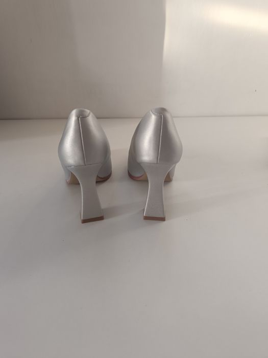 Туфли сатылады 8000 теңге!