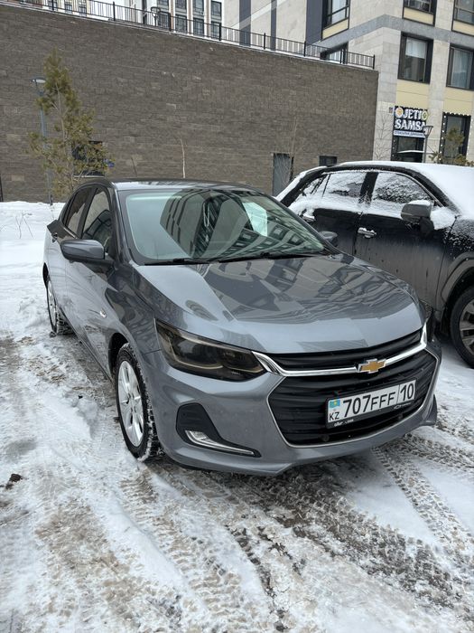 Chevrole onix продам