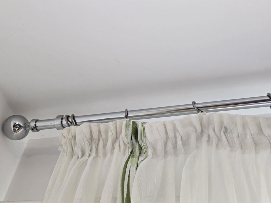 Galerie telescopica  argintie 300 cm, doar de perdea