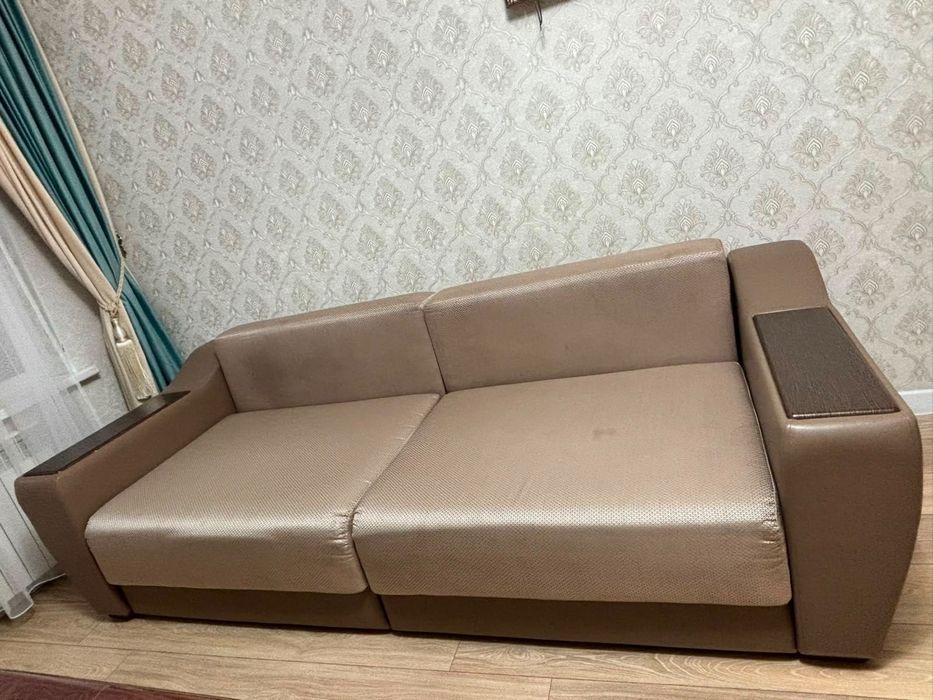 Продам Диван - хороший