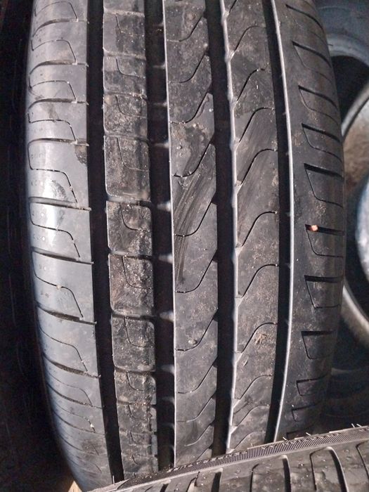 Комплект шин Pirelli 215 60 R17.