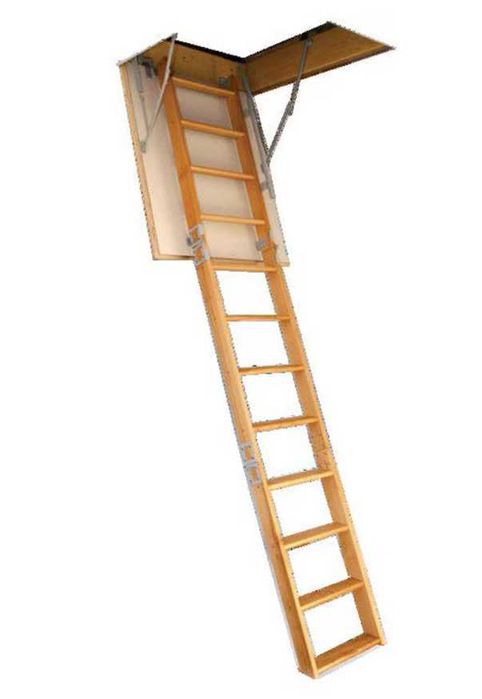 Scara pod mansarda din lemn