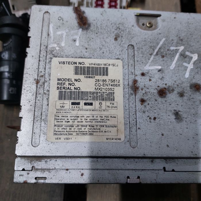 На Nissan блоки электроники.