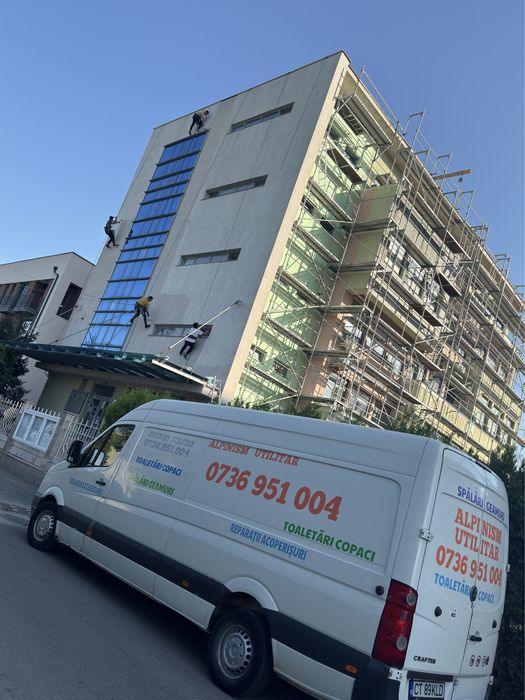 Izolații exterioare 150 RON/MP cu Alpinisti utilitari factura inclusa