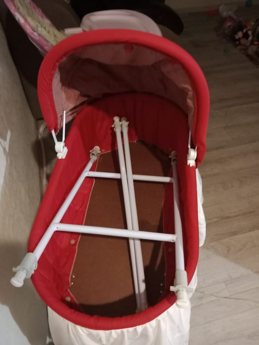 Продам люльку качалка новая