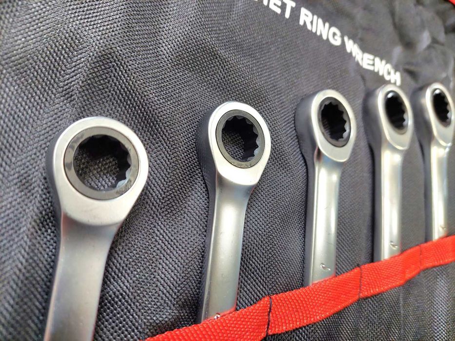 Комплект 10 броя УДЪЛЖЕНИ тресчотни звездогаечни ключове 8-19 мм