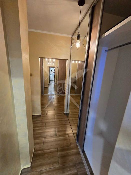 Дава се под наем Тристаен апартамент в София, Изгрев - 85 кв.м за 990 € - Снимка #10