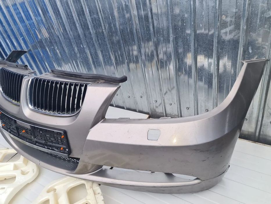 Bara fata Bmw seria 3 E 90/e91 non facelift cu gauri pt spalatoare far