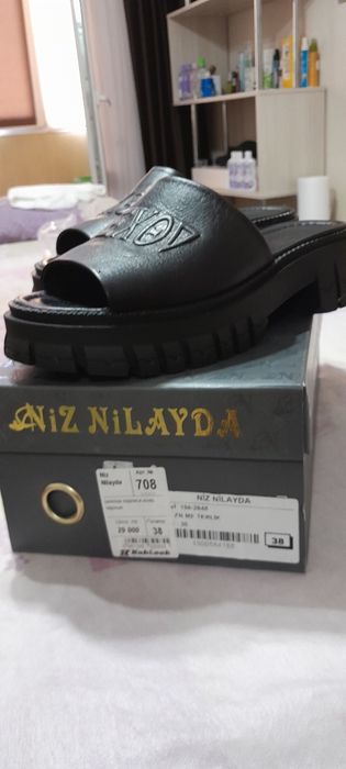 Шлепки кожаные турция