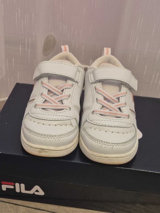 Маратонки Fila, номер 25