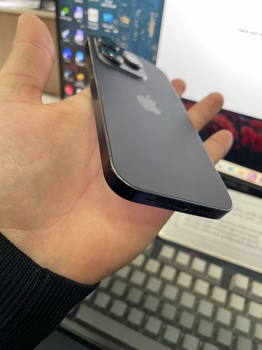 iPhone 14 PRO purple