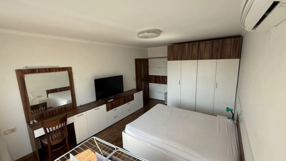 Дава се под наем Тристаен апартамент в София, Зона Б-19 - 92 кв.м за 870 € - Снимка #5