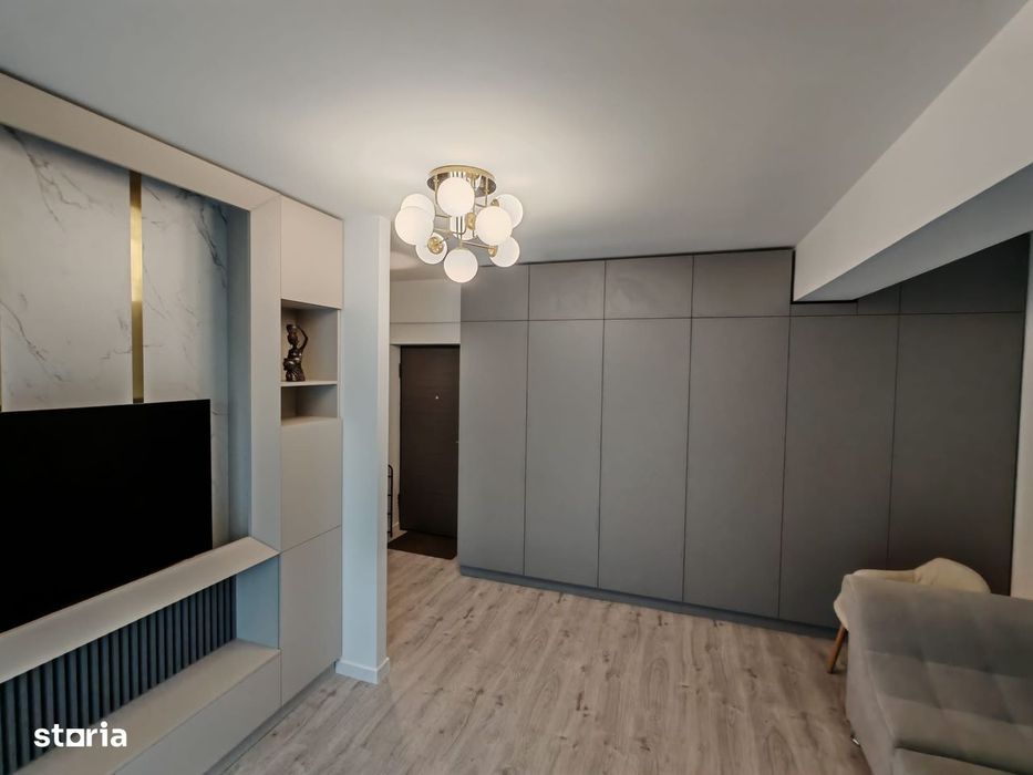 De Inchiriat Apartament Cu 1 Camera & Parcare Subterana  / 400 €/Lună