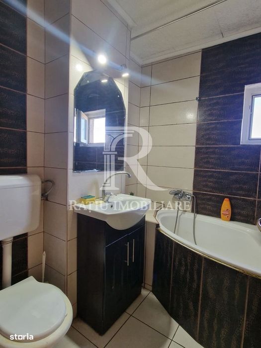 Apartament cu 3 camere de vanzare | Zona Nufarul | Oradea |