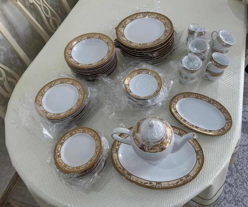 Чайный столовый сервиз