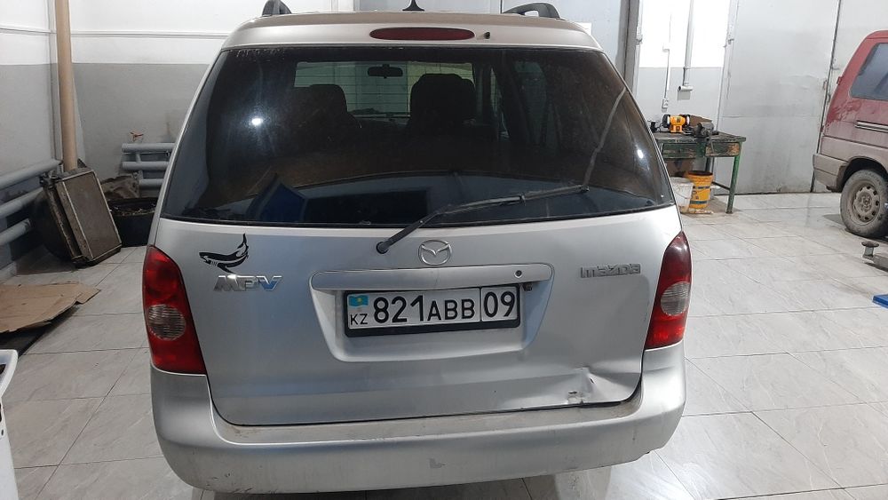 Отличная мазда мпв