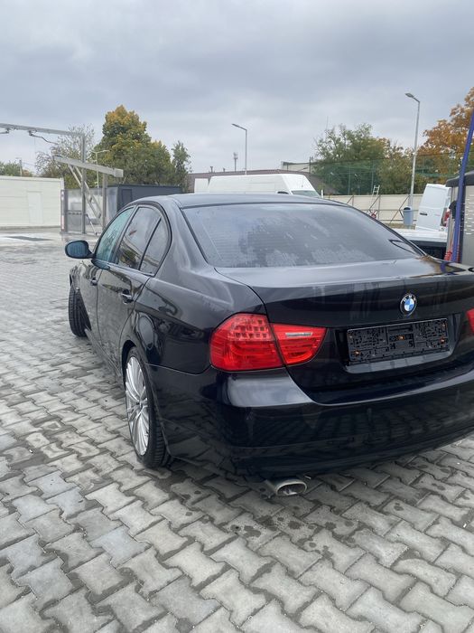 BMW Seria 3 E90 Facelift LCI - 318D 2.0 143CP - Manual