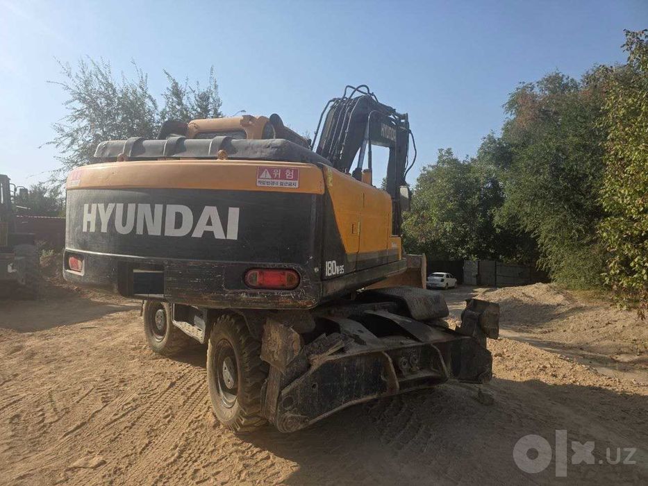 Экскаватор HYUNDAI 180w-9s