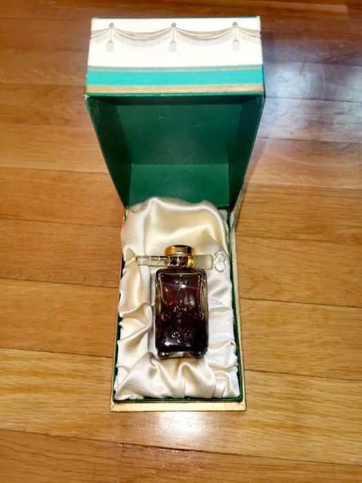 Парфюм колекционерски от времето на Съветския съюз СССР ексклузивен !