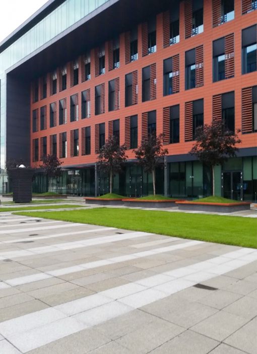 Inchiriere parcare subterana   SCALA Business Center