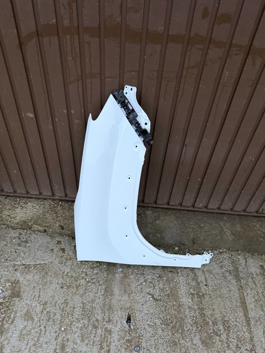 Aripa dreapta fata Toyota yaris cross