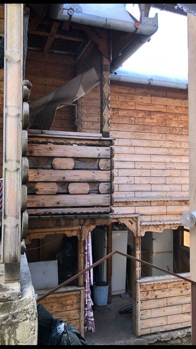 Cabana de lemn de vanzare