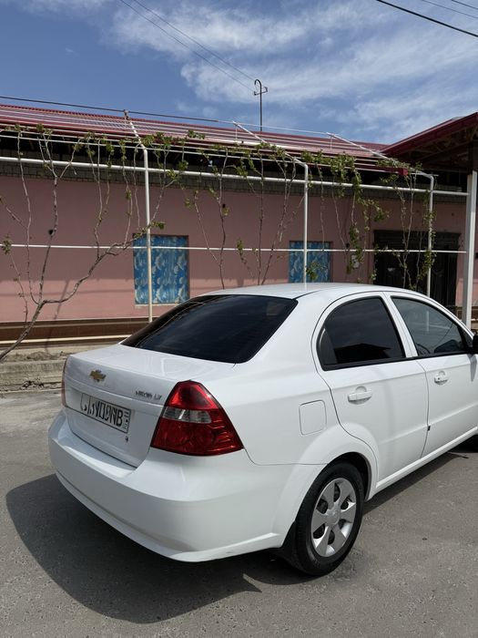 Срочно нексия 3 сотилади