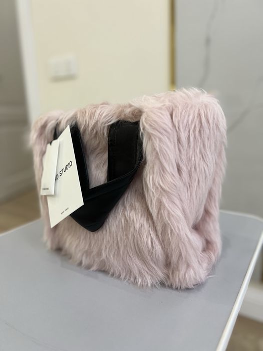 Меховая сумка Stand Studio