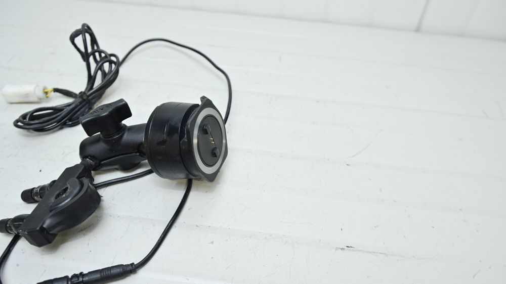 suport montaj GPS  navigatie  cu mecanism bila TomTom Rider 400 550