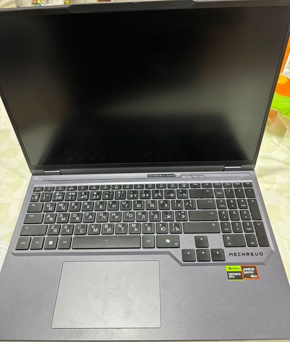 Продам ноутбук игровой