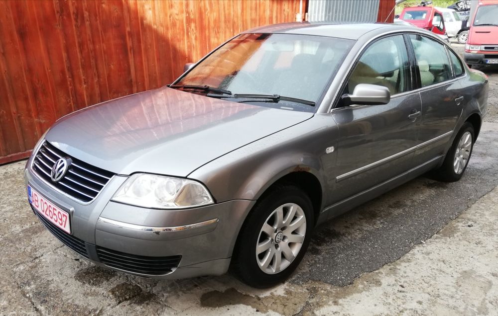 Aripa dreapta spate passat b5.5 berlina 1.9 tdi awx