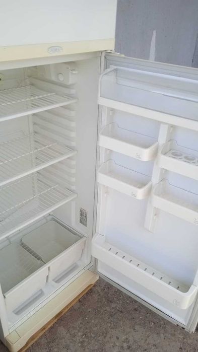 продам холодильник