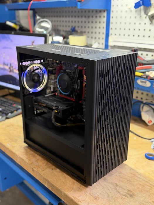 PC Gaming RTX 4060 | i3 12100f | 16GB 3200mhz | 512SSD