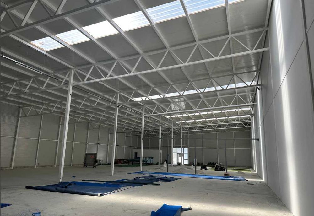 Склад (спортна зала) 1500 м2, Тополи