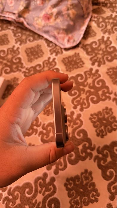 Iphone 16 pro телефон