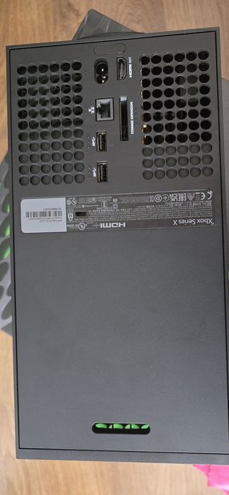 Xbox series X  1TB -като нов