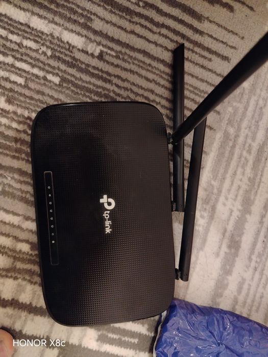 Продам роутер ТП линк 940