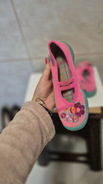 Sandale fetițe, marimea 29